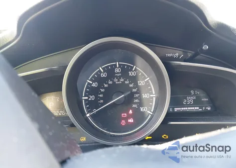 2018 Mazda Mazda3 Touring из США, поврежденный, VIN 3MZBN1V36JM173228